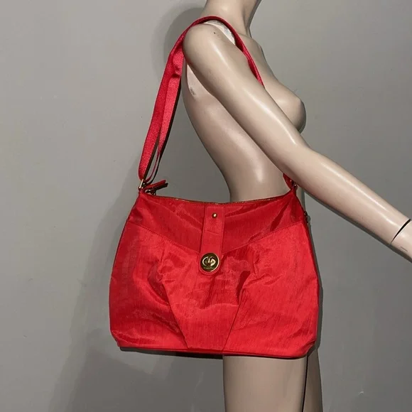 Baggallini Bags Baggallini Helsinki Bagg Crossbody Poshmark
